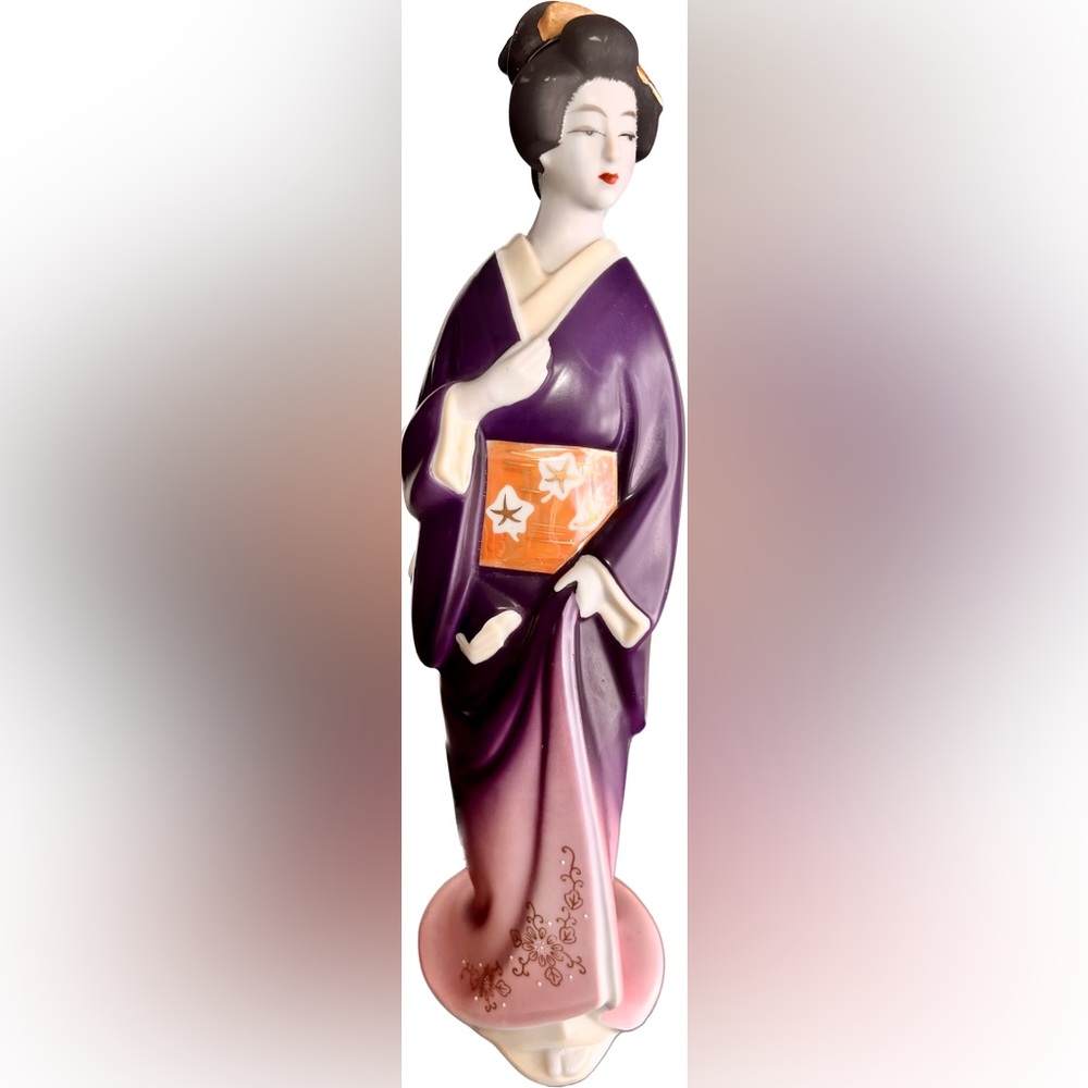 Vtg Porcelain Sake Decanter Geisha Figurine by Seyei 1950’s